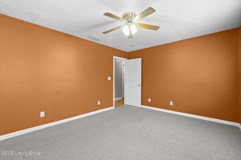 Tiny photo for 578 Lilly Ave, Louisville, KY 40217 (MLS # 1704752)