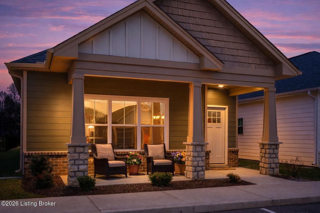 Photo of 807 Rosemary Ln, La Grange, KY 40031 (MLS # 1709769)