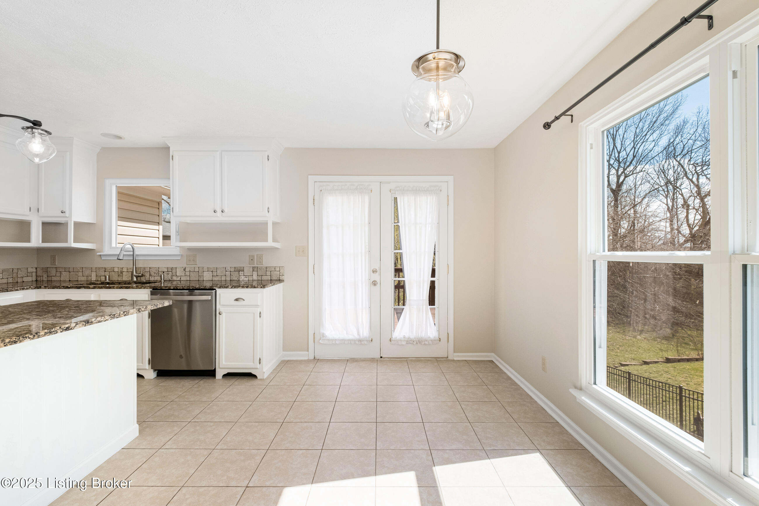 235 Rolling Ridge Way, Simpsonville, Kentucky image 17