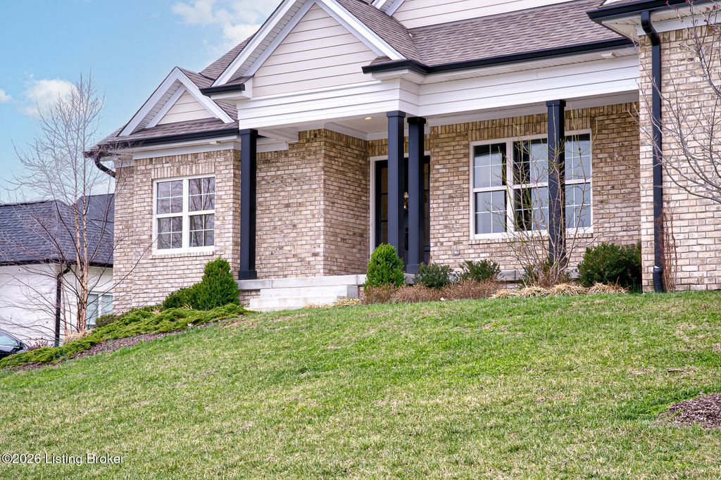 Photo of 6007 Brentwood Dr, Crestwood, KY 40014 (MLS # 1717975)