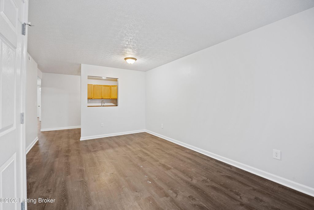 Photo of 2821 Rowan St, Louisville, KY 40212 (MLS # 1711322)