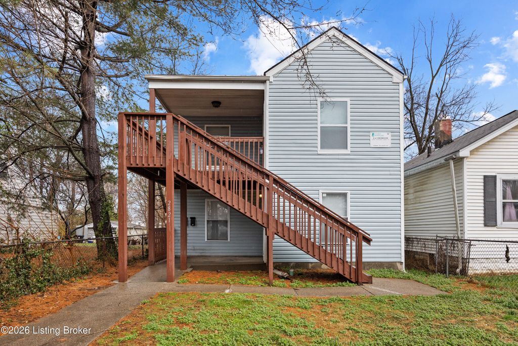 Photo of 2821 Rowan St, Louisville, KY 40212 (MLS # 1711322)