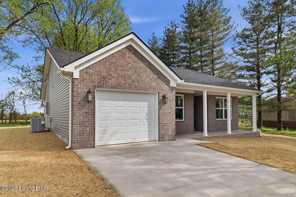 Photo of 149 Sunset Dr, Bardstown, KY 40004 (MLS # 1714305)