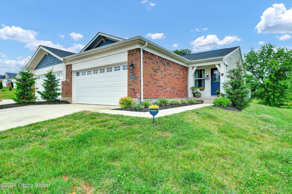 Photo of 10051 Windcrest Farms Ln, Louisville, KY 40291 (MLS # 1721329)