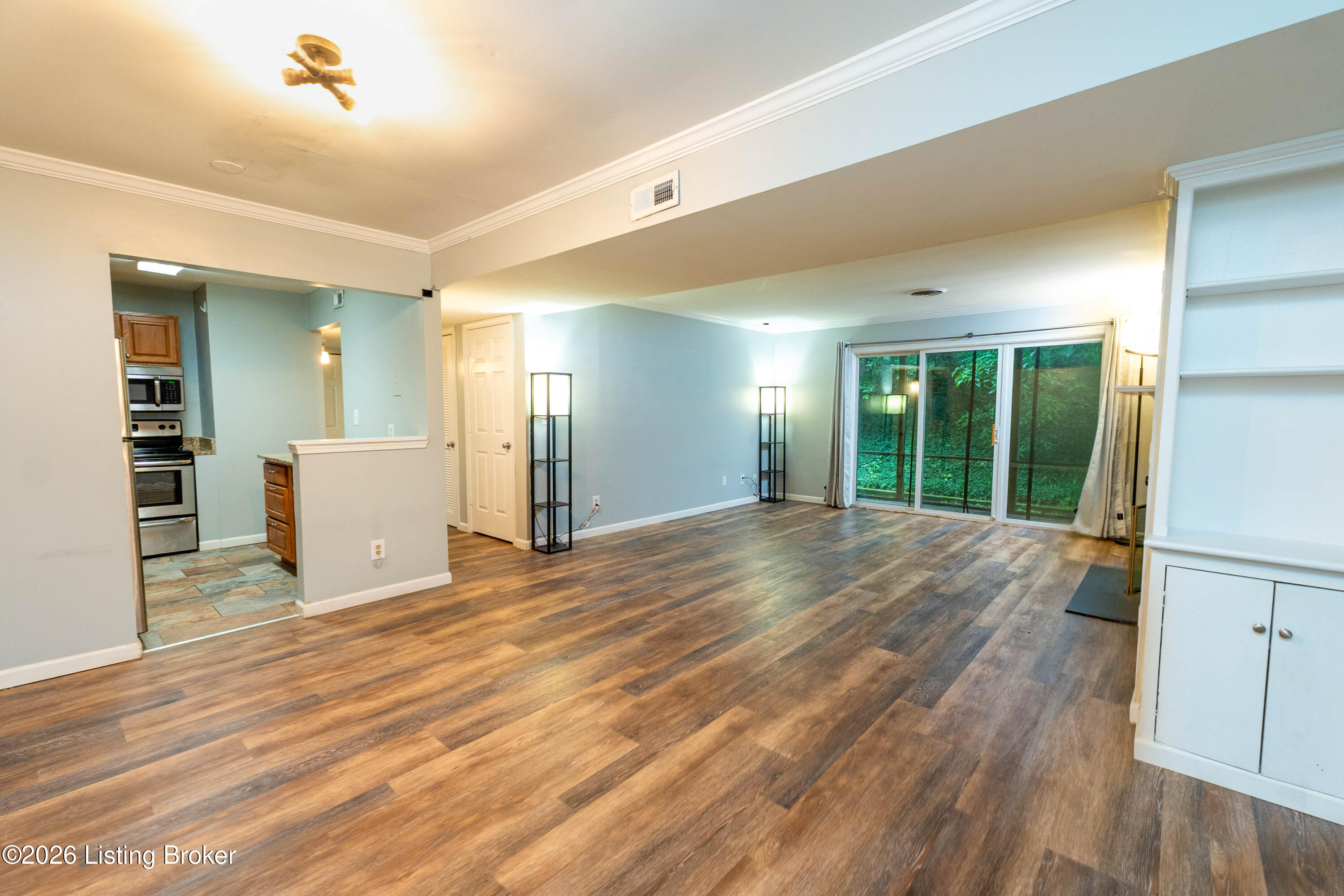 410 Mockingbird Valley Rd APT 11