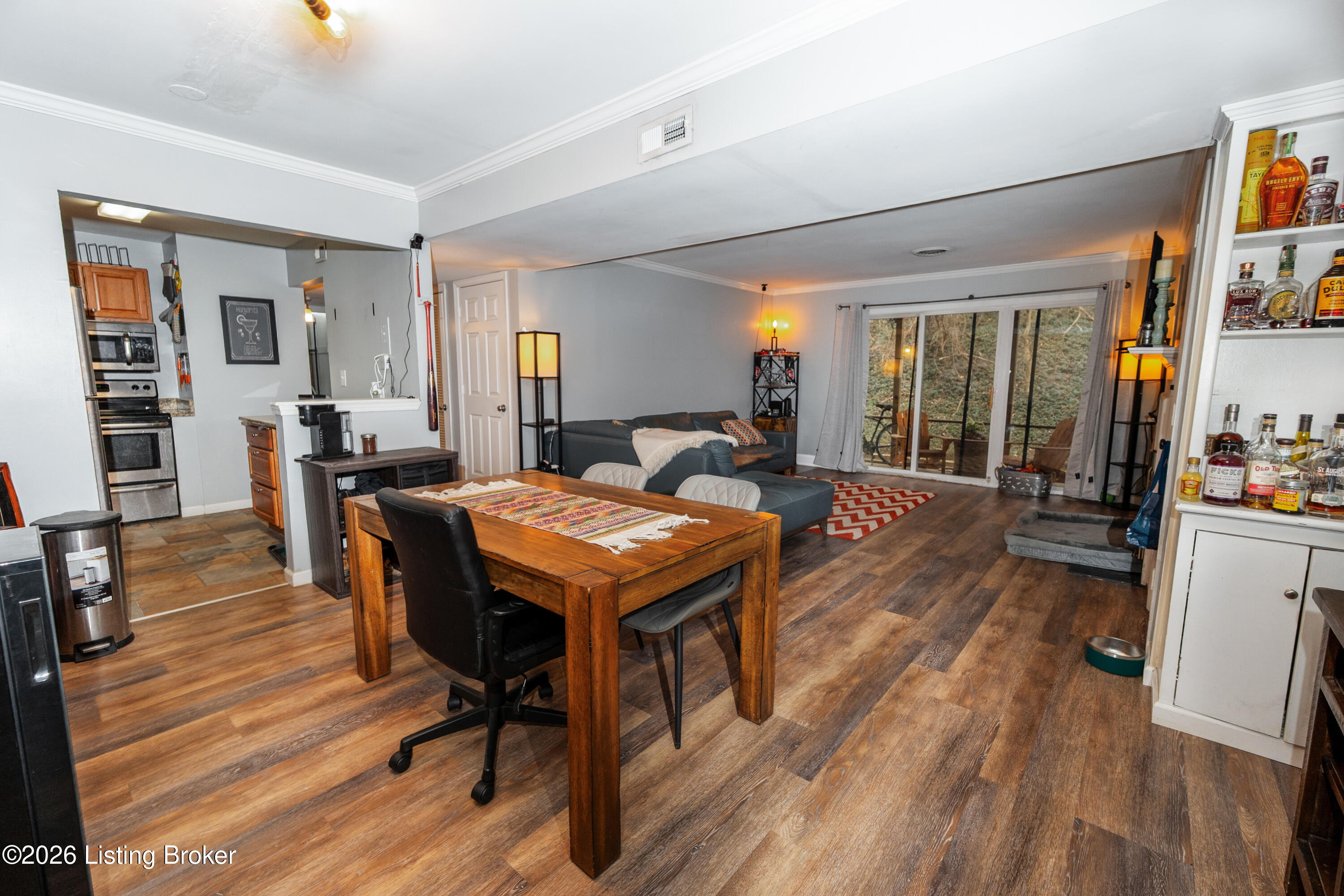 410 Mockingbird Valley Rd APT 11