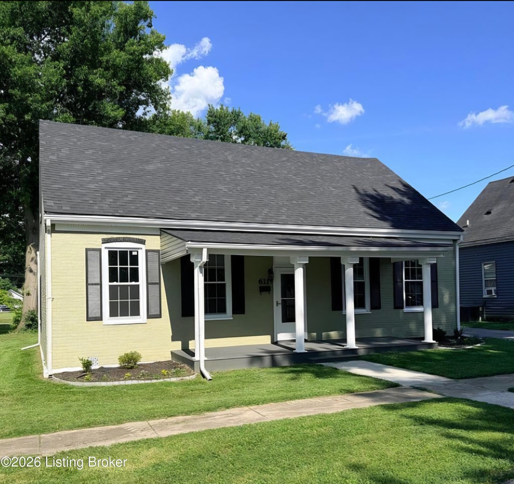 Photo of 611 5th St, Carrollton, KY 41008 (MLS # 1725816)