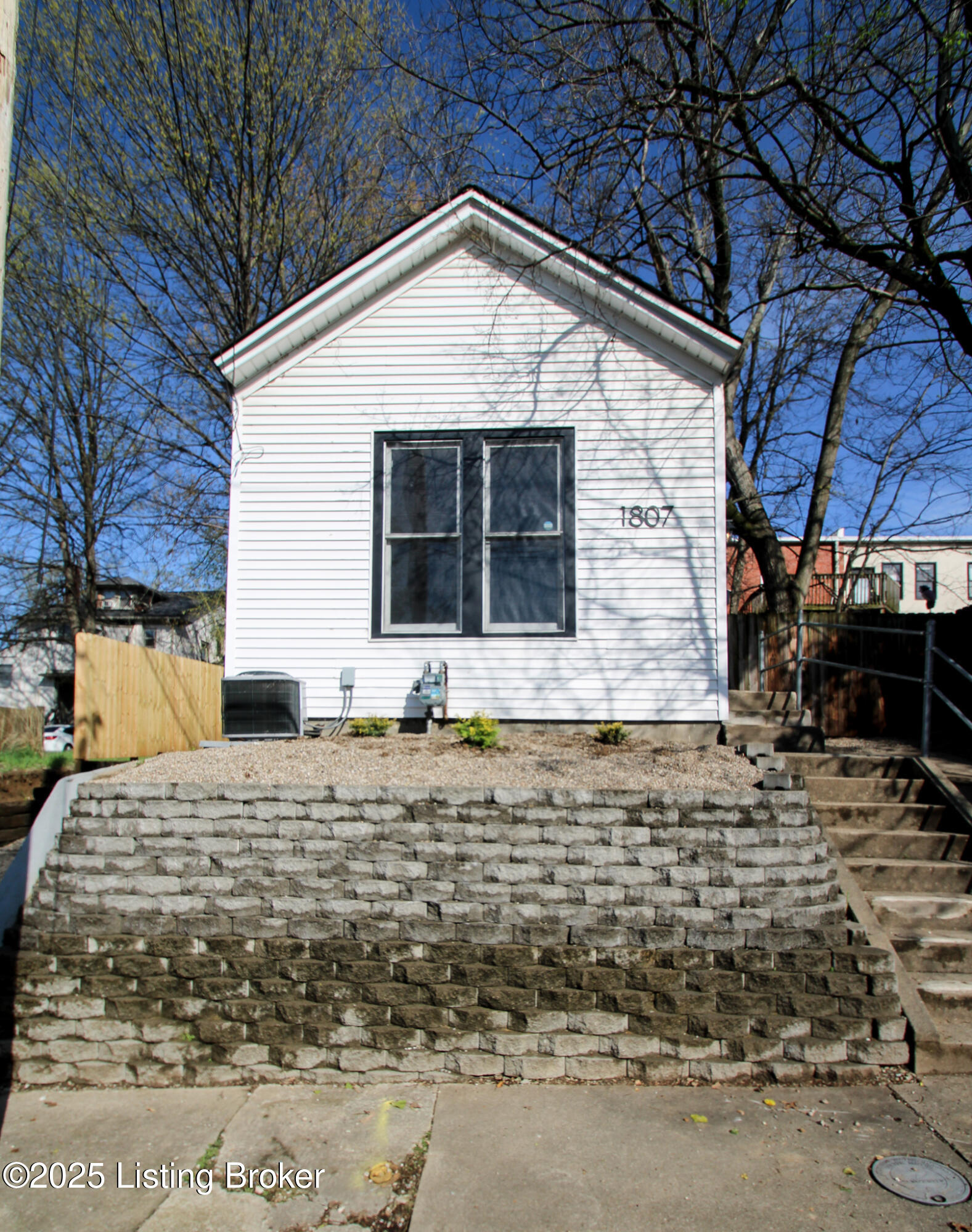 1807 Sherwood Ave, Louisville, Kentucky image 3