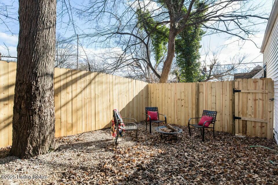 1807 Sherwood Ave, Louisville, Kentucky image 24