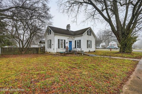 Photo of 117 E Halstead Ave, Bardstown, KY 40004 (MLS # 1709223)