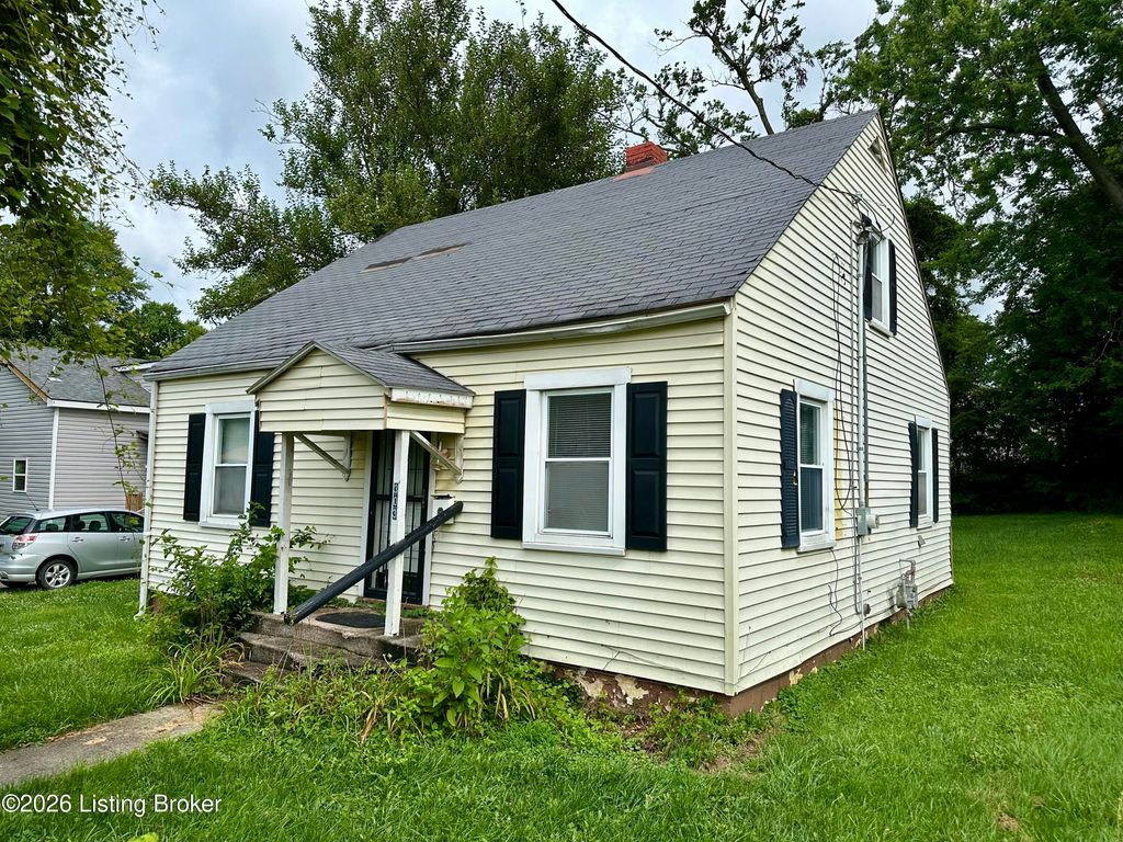 Photo of 303 Seminary St, Carrollton, KY 41008 (MLS # 1723013)