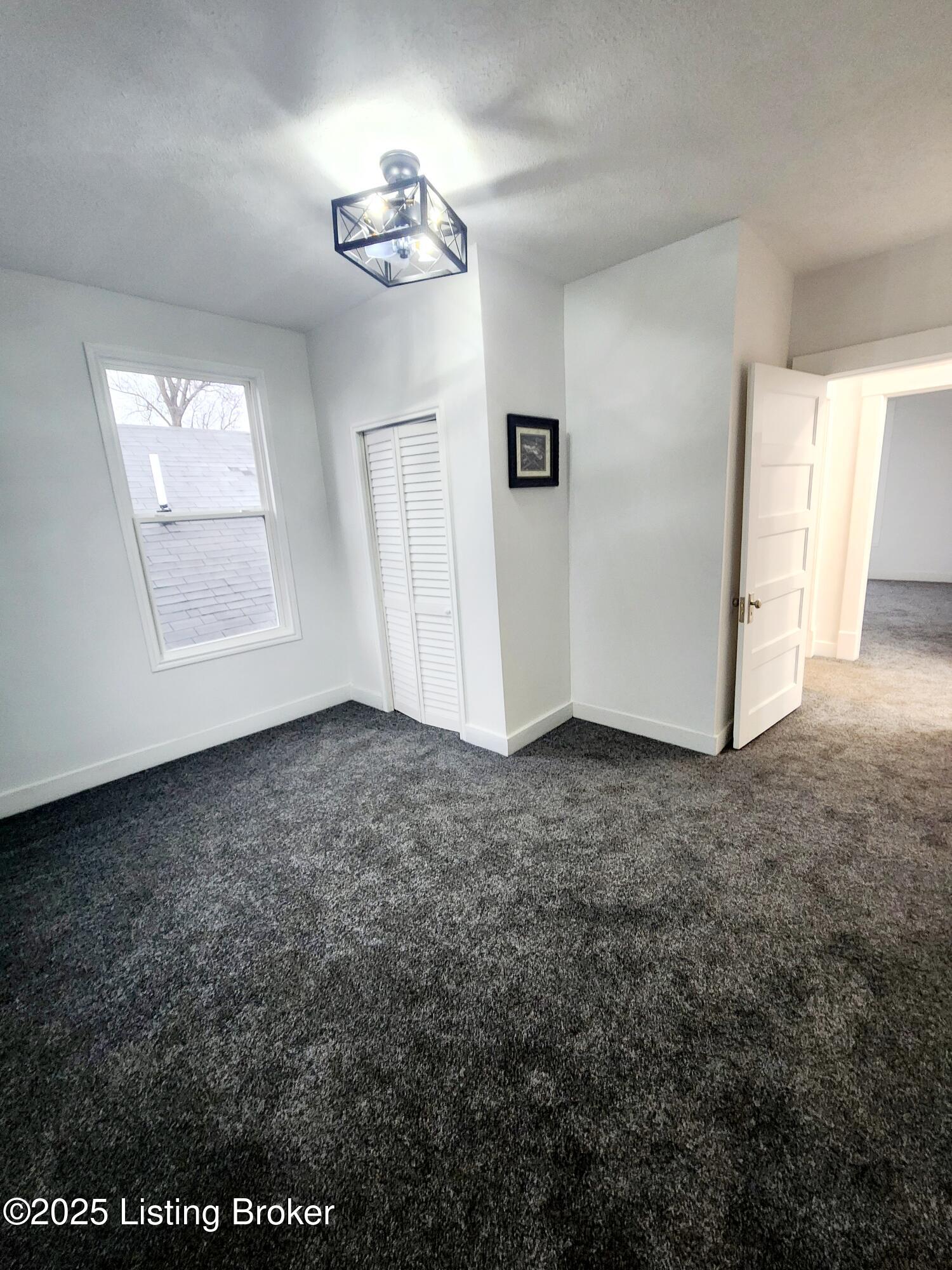 646 S 36th St, Louisville, Kentucky image 31