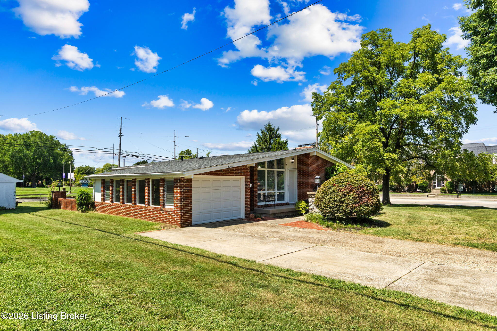 3700 Greenwich Rd
