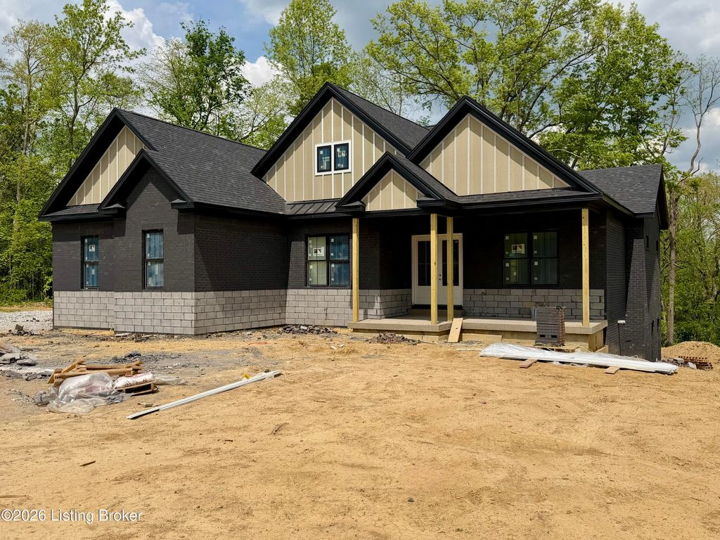 Photo of 5607 Farmhouse Lot 19 Dr, Crestwood, KY 40014 (MLS # 1708040)
