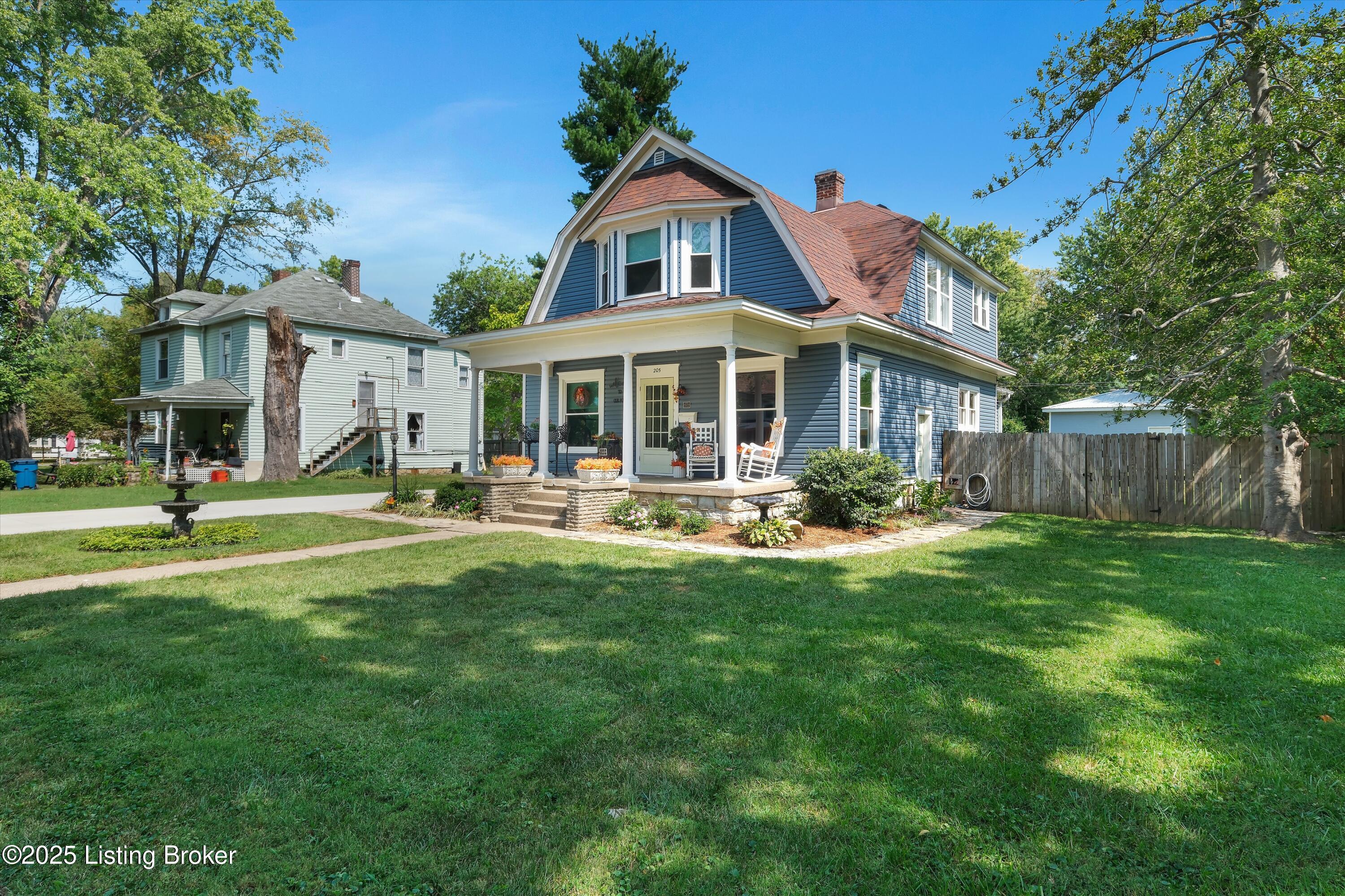 205 Birch Ave, La Grange, Pennsylvania image 2