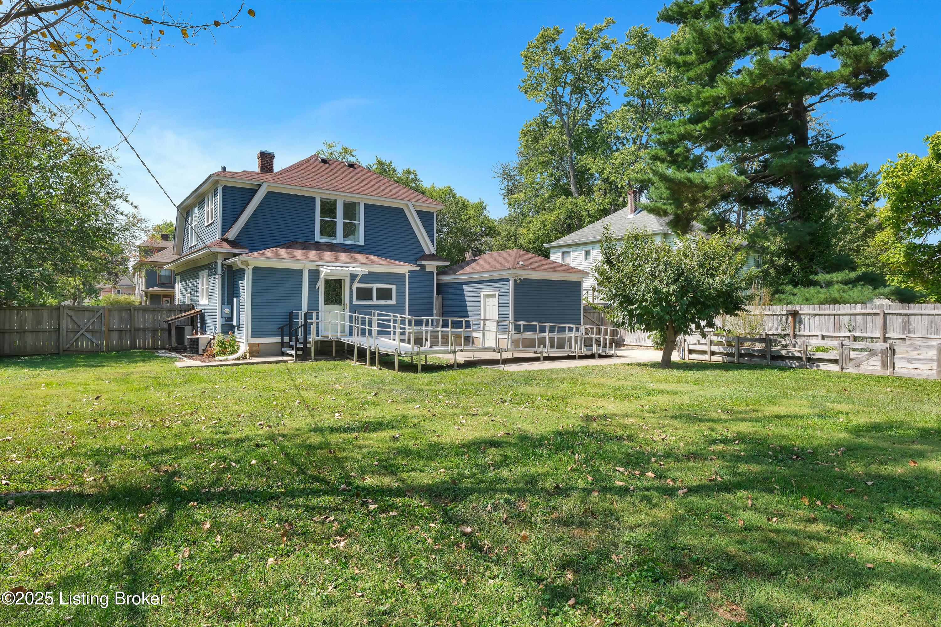 205 Birch Ave, La Grange, Pennsylvania image 8
