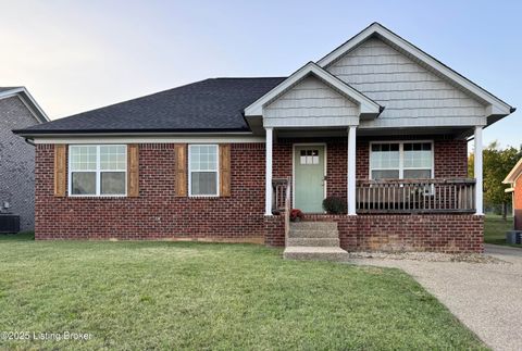 Photo of 8815 Vision Pl, Louisville, KY 40229 (MLS # 1699945)