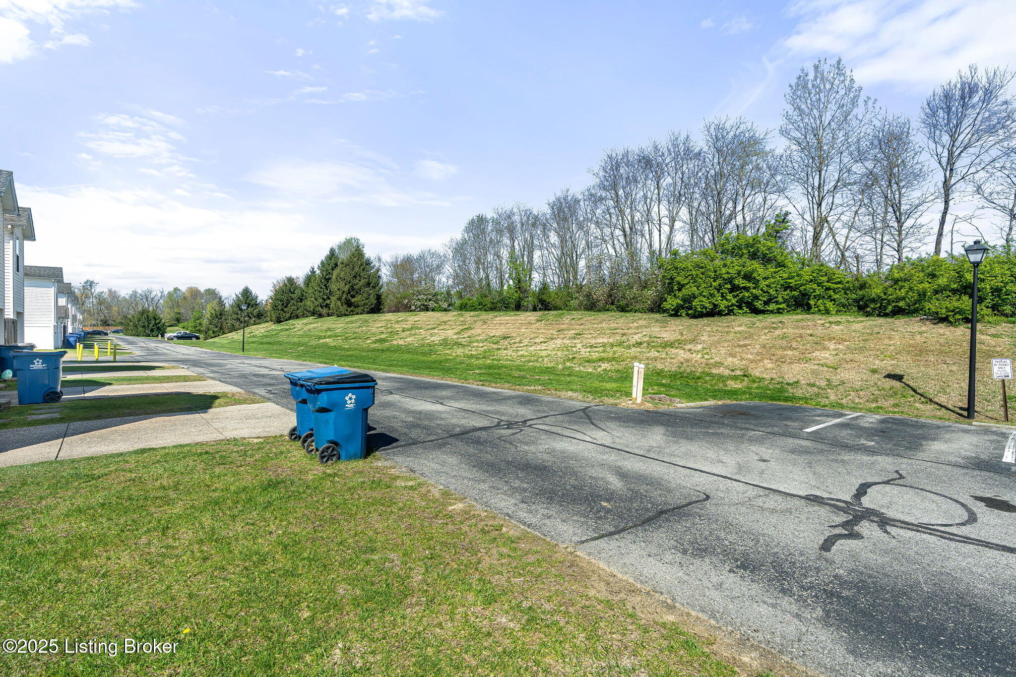 6807 Arbor Creek Dr, Louisville, Kentucky image 28