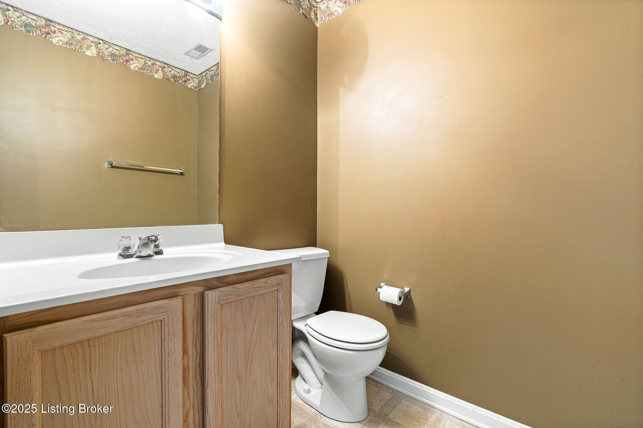 6807 Arbor Creek Dr, Louisville, Kentucky image 11
