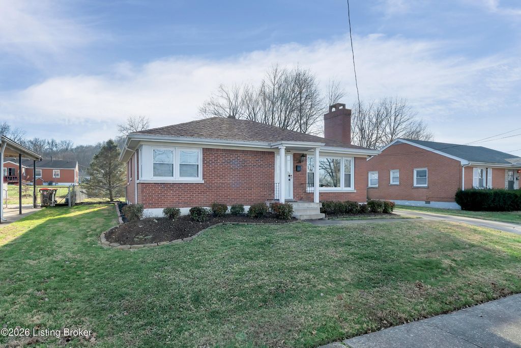 Photo of 1612 Linda Way, Louisville, KY 40216 (MLS # 1709286)