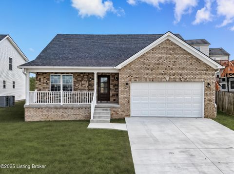 Photo of 3020 Thorntree Ln, Lawrenceburg, KY 40342 (MLS # 1706921)