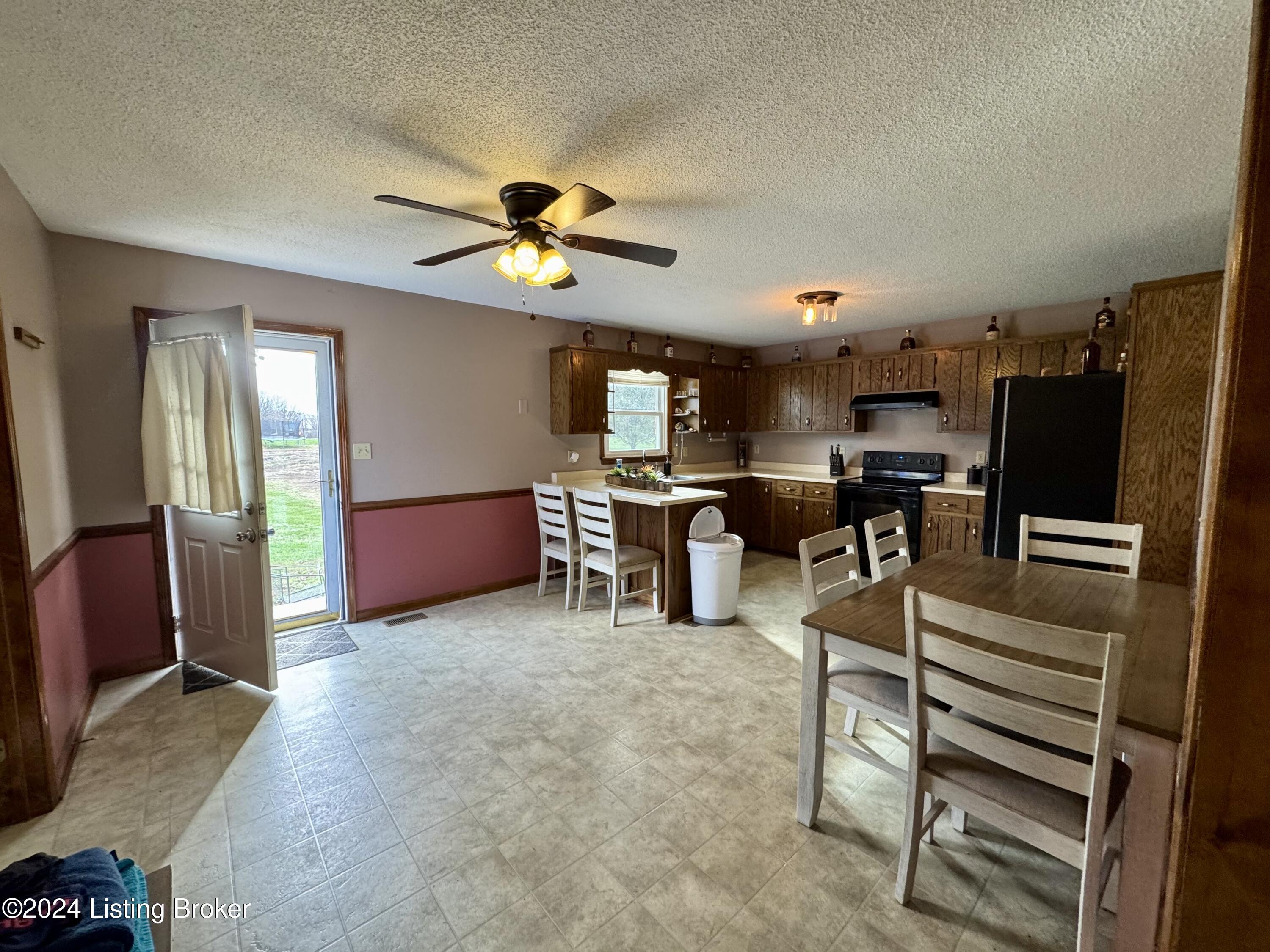 111 Bishop Ln, Bardstown, Kentucky image 9