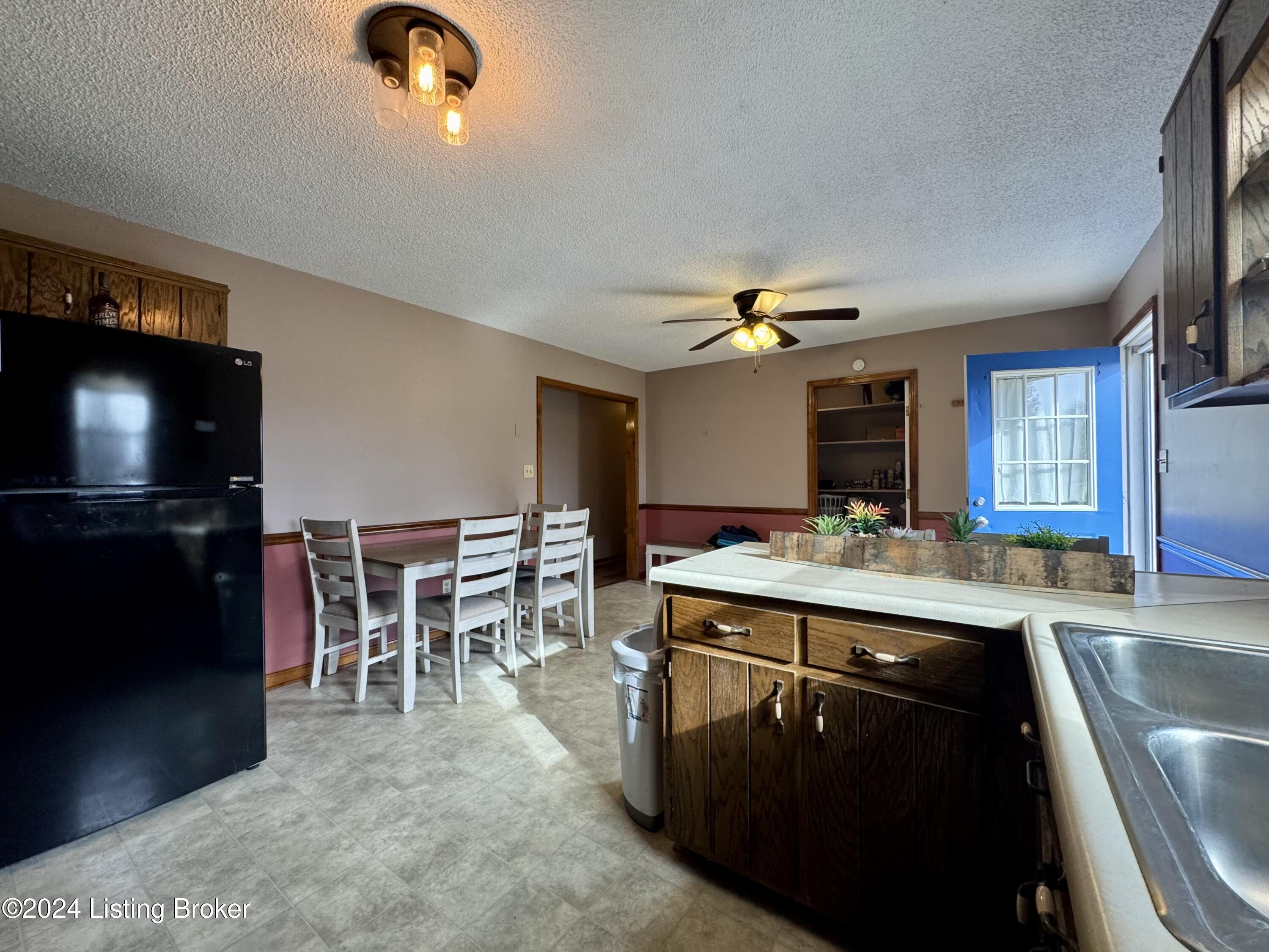 111 Bishop Ln, Bardstown, Kentucky image 12
