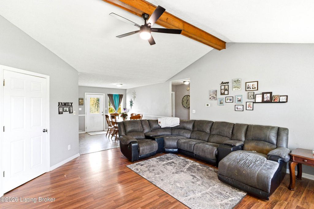 Photo of 95 Kimberly Ct, Taylorsville, KY 40071 (MLS # 1713908)