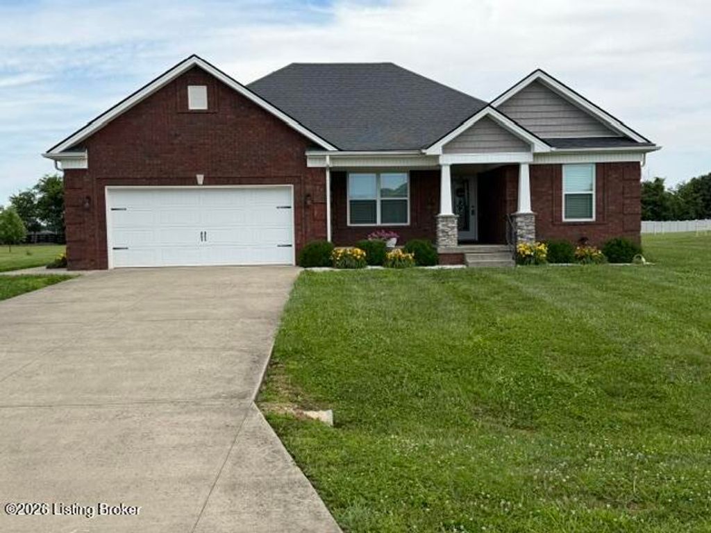 Photo of 109 Southfork Trail, Bardstown, KY 40004 (MLS # 1718983)
