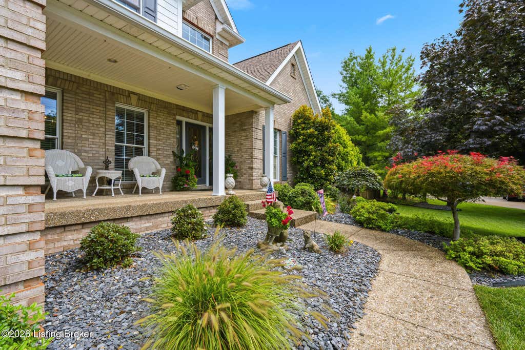 Photo of 6502 Arbor Ridge Dr, Crestwood, KY 40014 (MLS # 1726281)