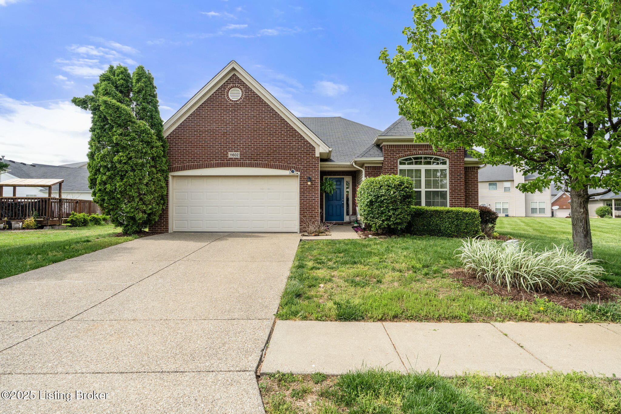11602 Top Walnut Loop, Louisville, Pennsylvania image 1