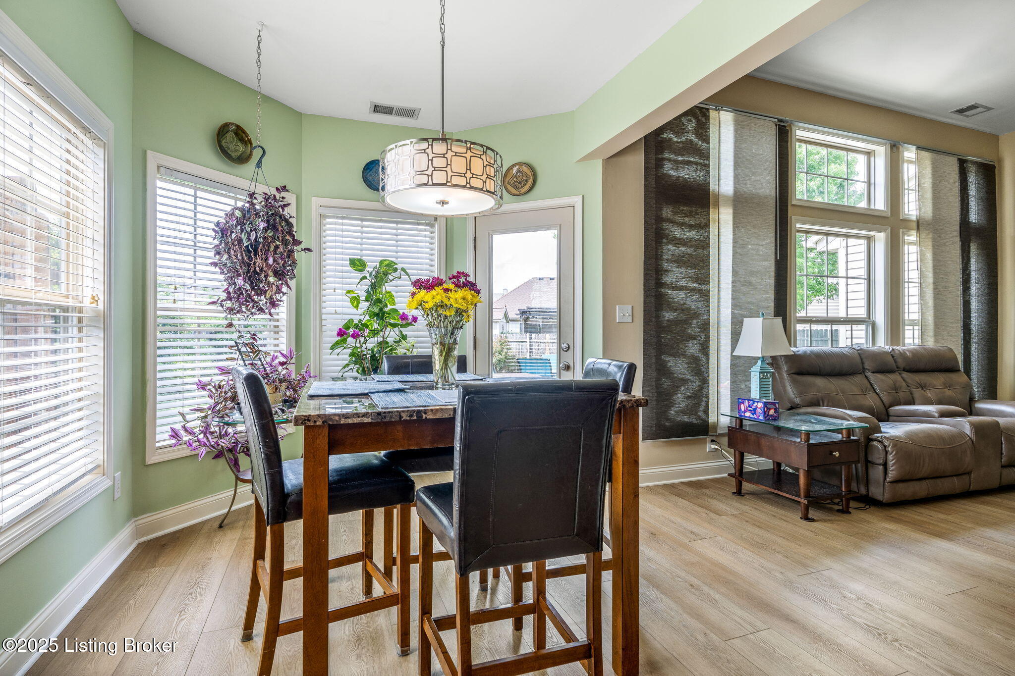 11602 Top Walnut Loop, Louisville, Pennsylvania image 9