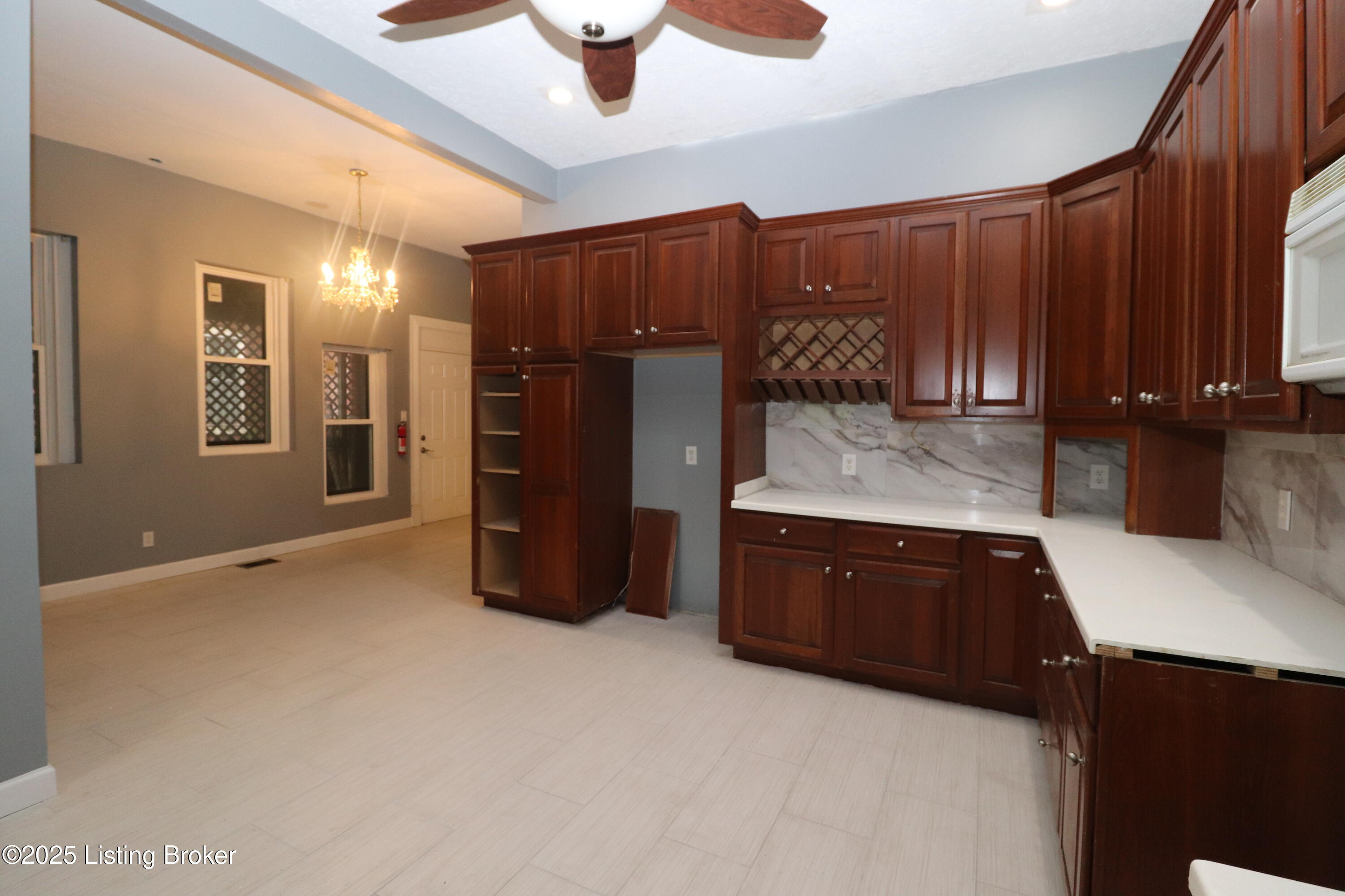 500 W Ormsby Ave, Louisville, Pennsylvania image 11