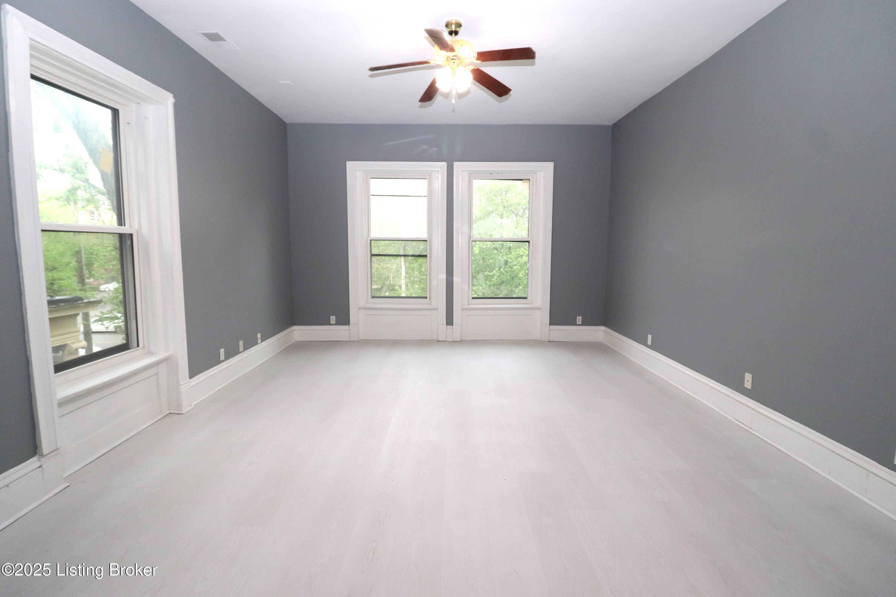500 W Ormsby Ave, Louisville, Pennsylvania image 24