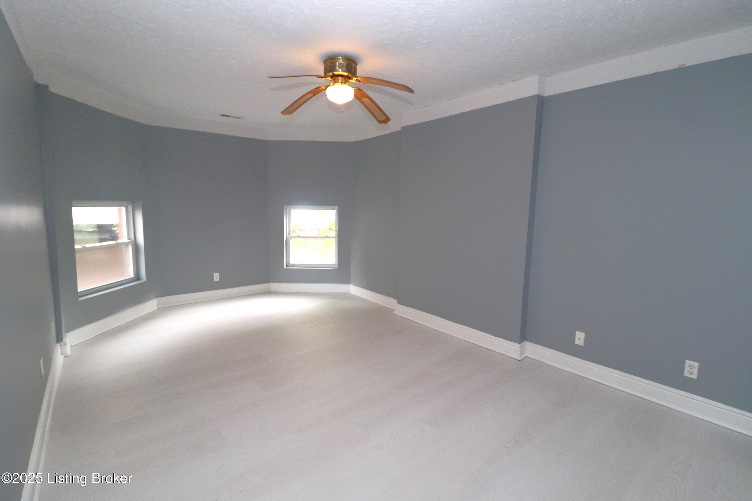 500 W Ormsby Ave, Louisville, Pennsylvania image 44