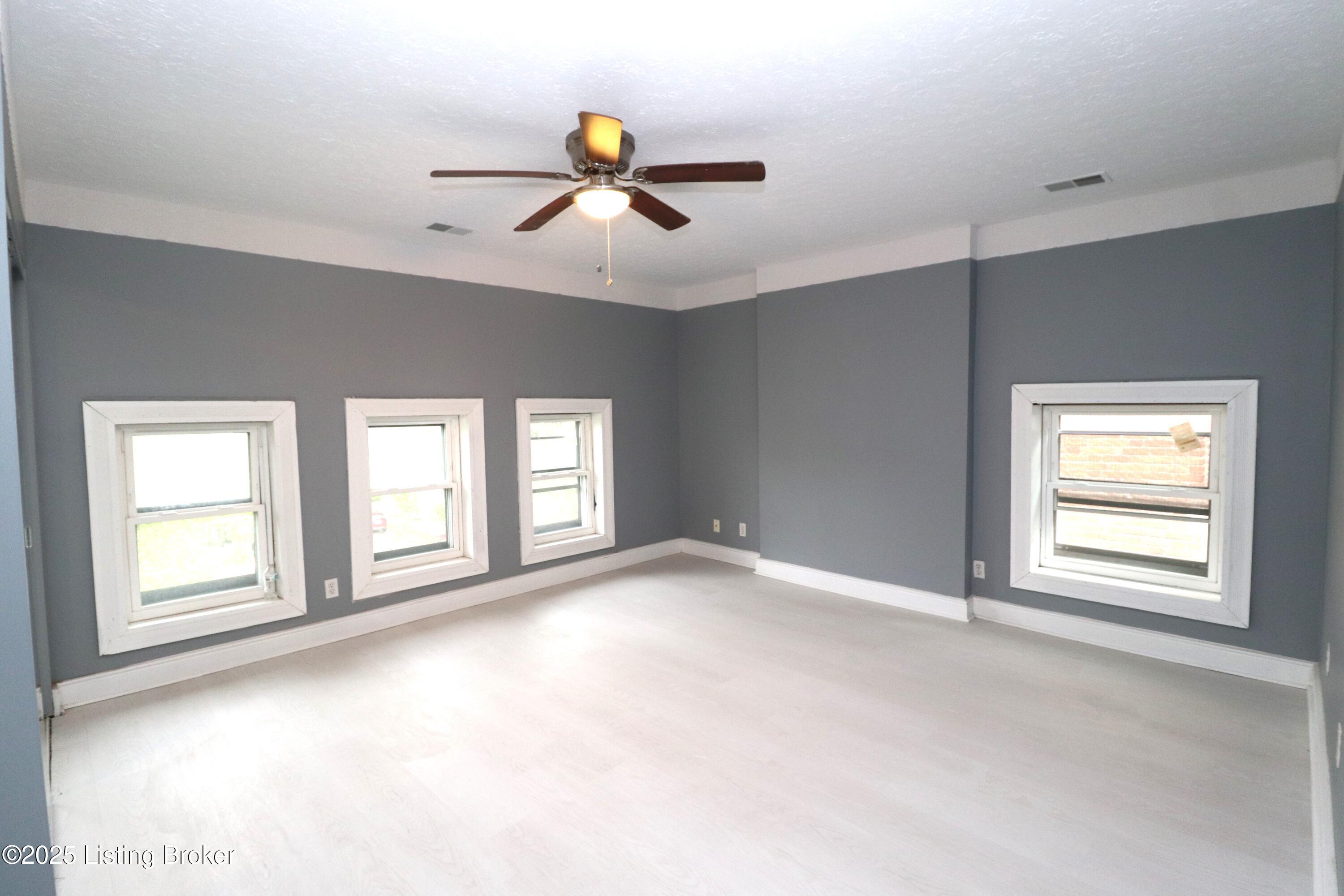 500 W Ormsby Ave, Louisville, Pennsylvania image 41