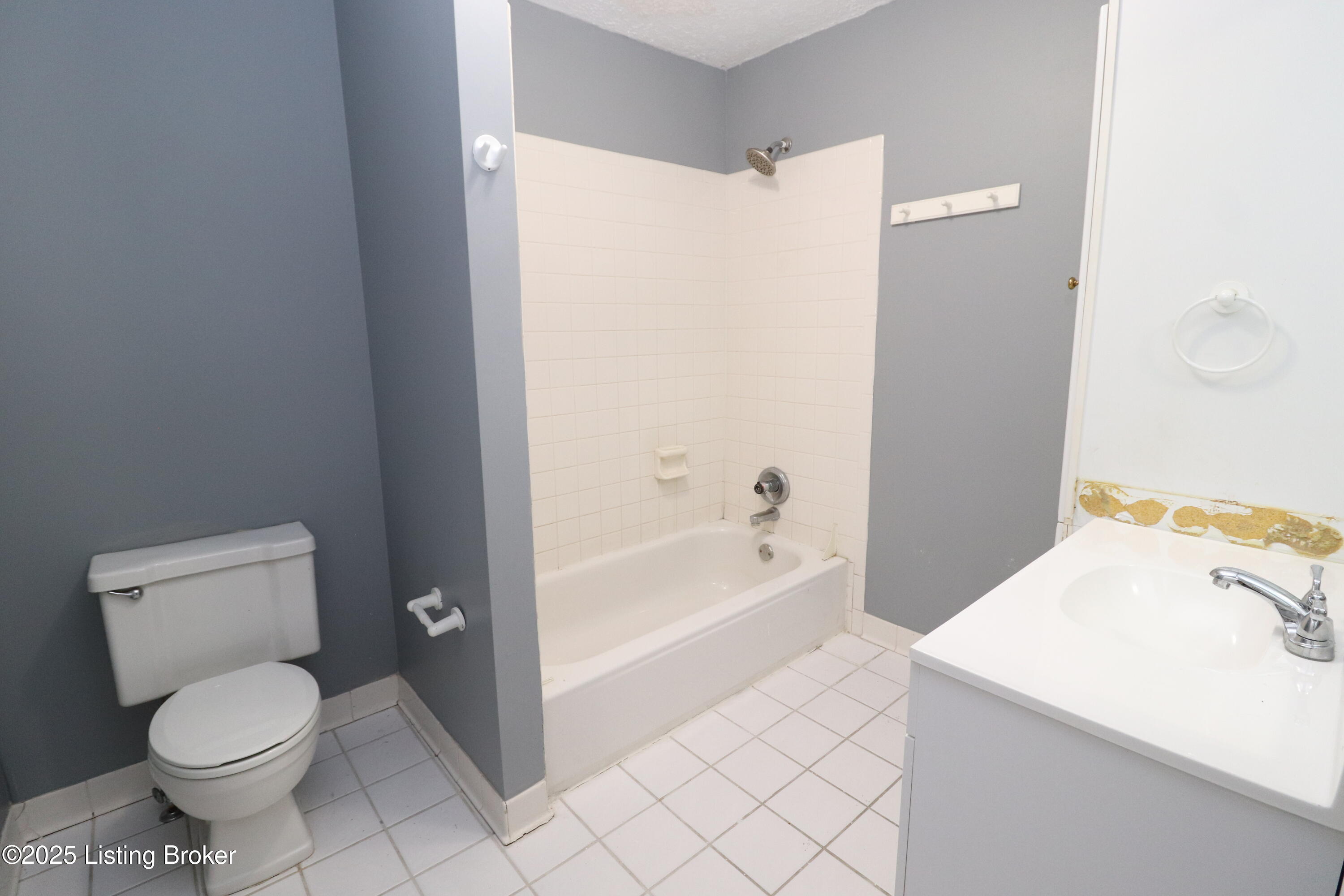 500 W Ormsby Ave, Louisville, Pennsylvania image 46