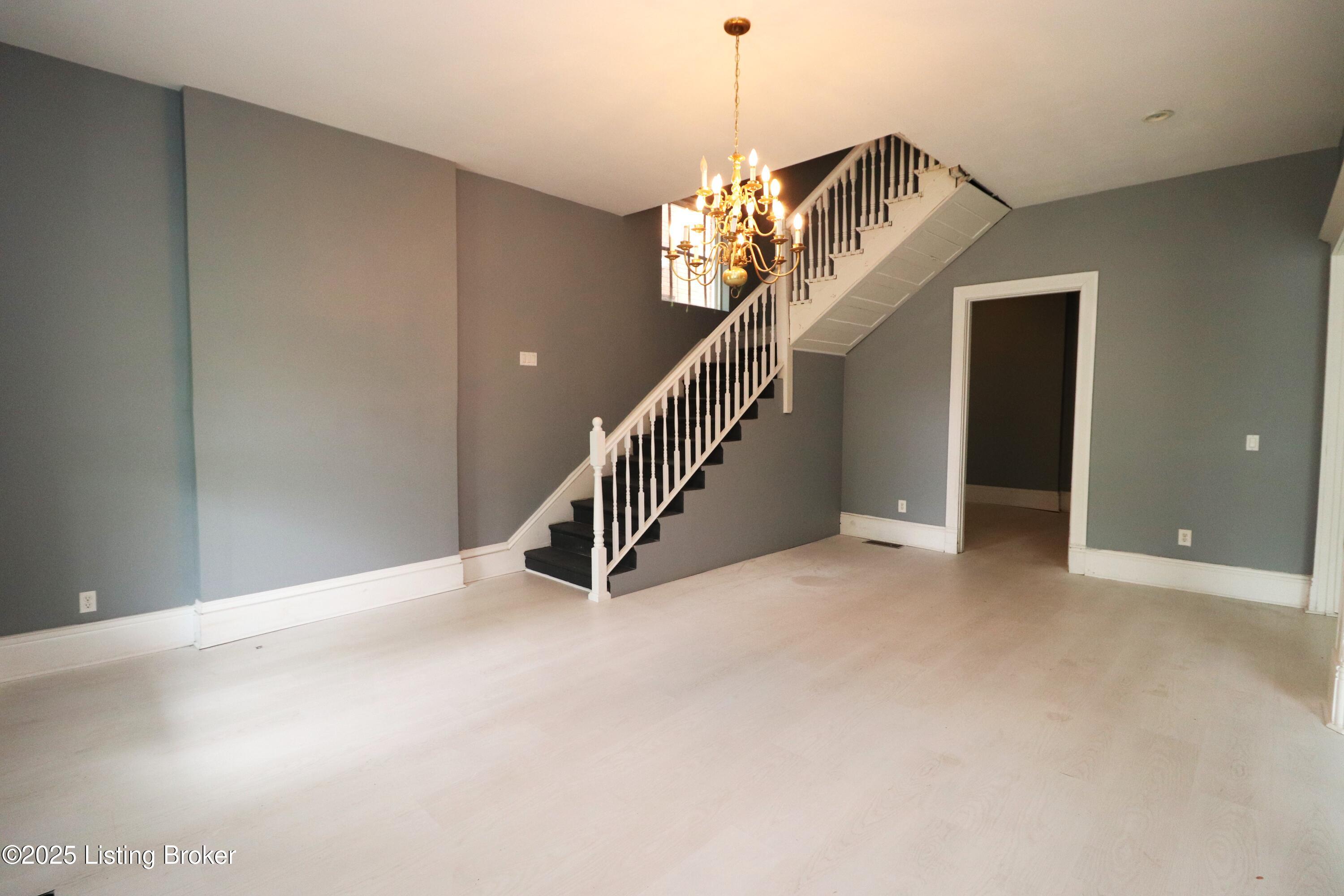 500 W Ormsby Ave, Louisville, Pennsylvania image 7