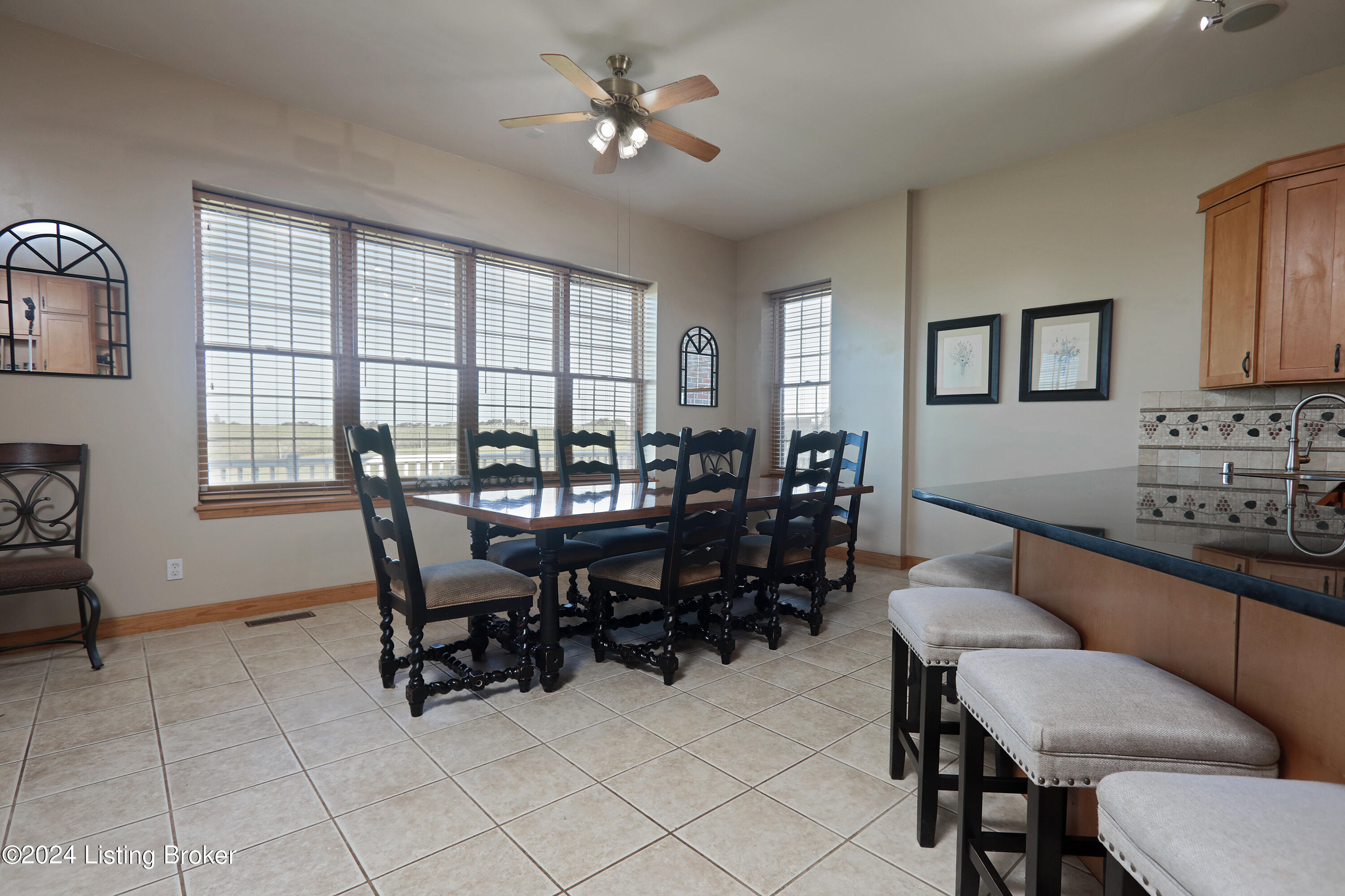 3376 Drennon Rd, Campbellsburg, Kentucky image 30