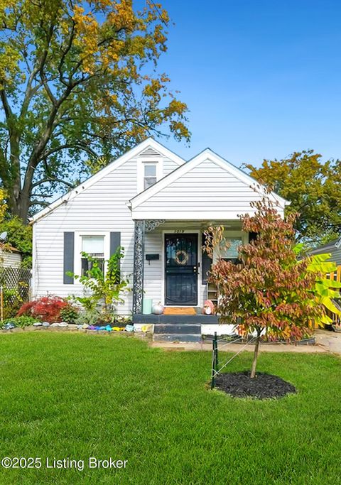 Photo of 1019 Camden Ave, Louisville, KY 40215 (MLS # 1702774)