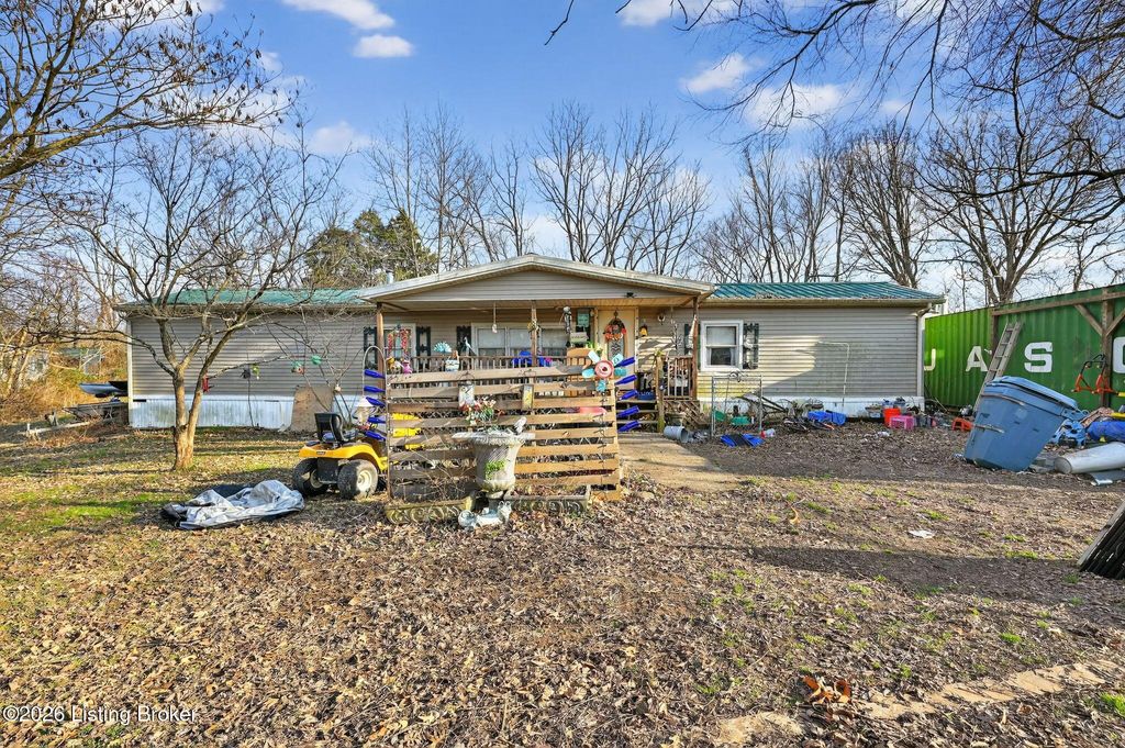 Photo of 83 Eagles Nest Rd, Ekron, KY 40117 (MLS # 1706427)