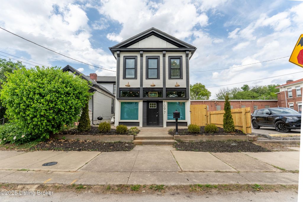 Photo of 1097 E Kentucky St, Louisville, KY 40204 (MLS # 1715027)