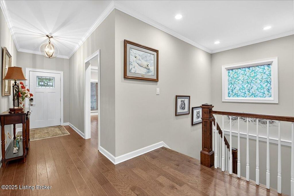 Photo of 1290 Coolhouse Way, Louisville, KY 40223 (MLS # 1706485)