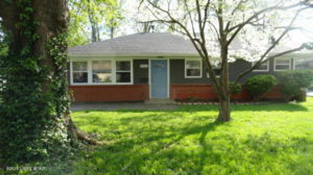 Photo of 1406 Mill Race Rd, Louisville, KY 40242 (MLS # 1711942)