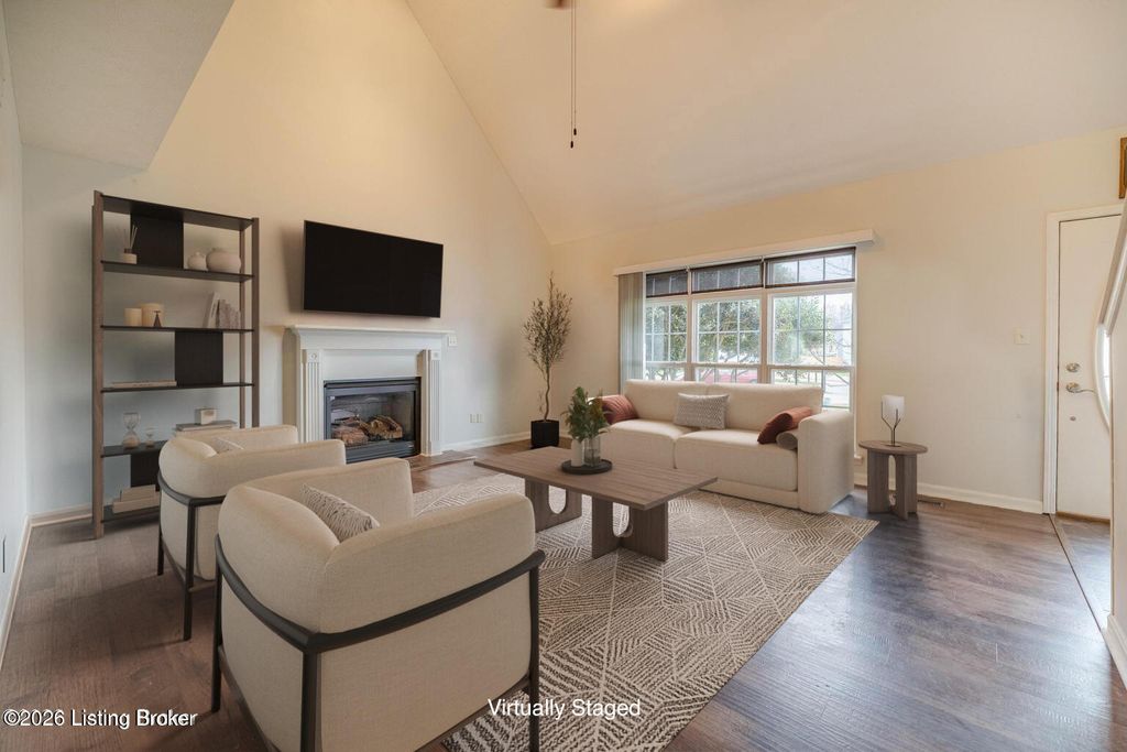 Photo of 11302 Sullivan Ct, Louisville, KY 40229 (MLS # 1714424)