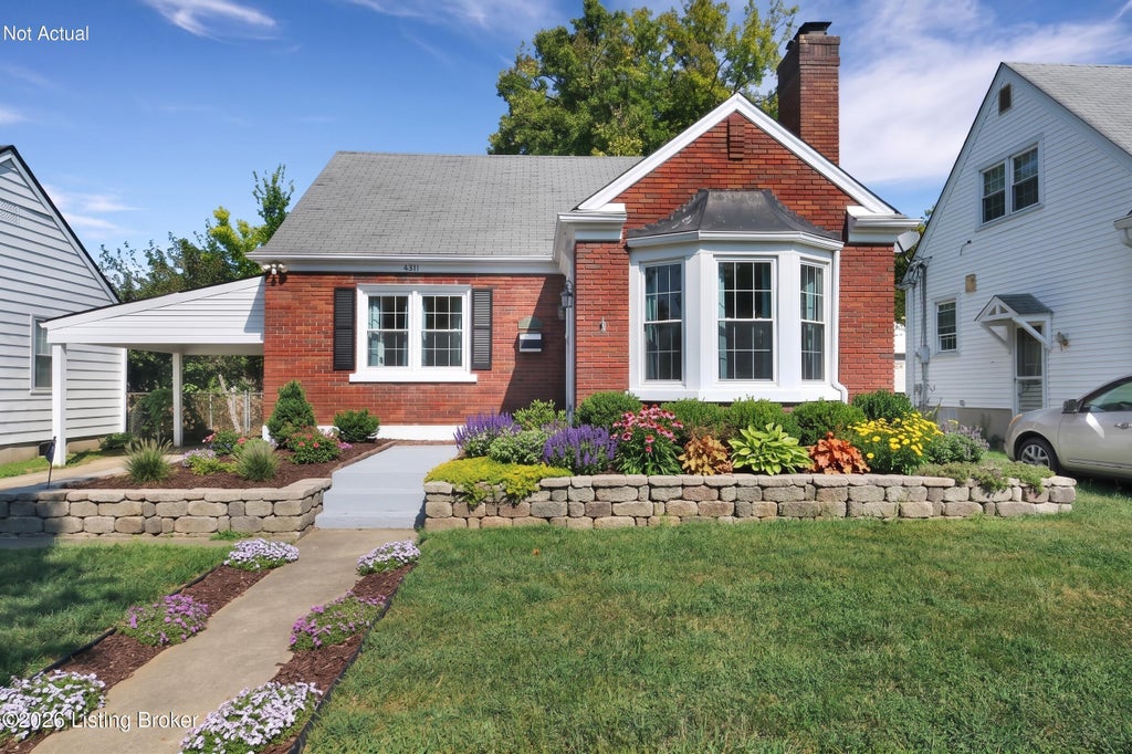 Photo of 4311 Briarwood Rd, Louisville, KY 40207 (MLS # 1729223)