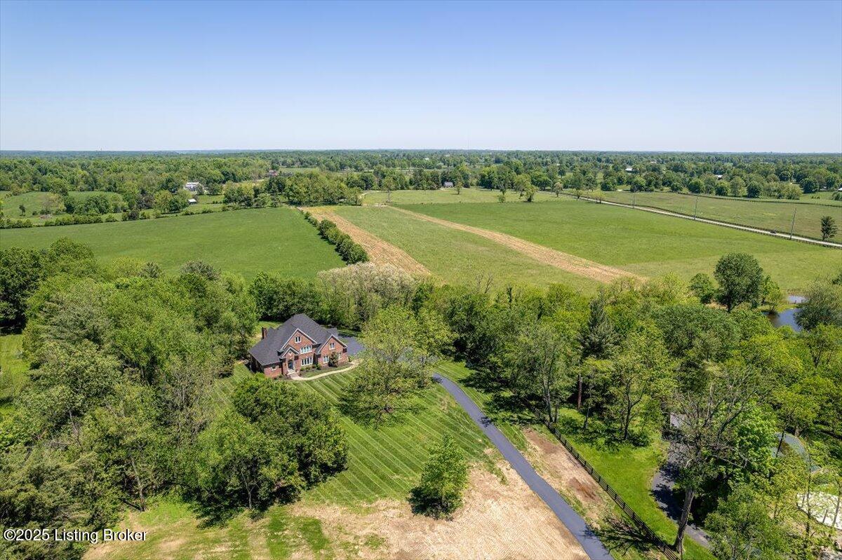 10801 Little Pond Rd, Goshen, Kentucky image 2