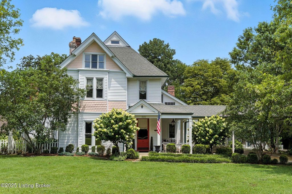Photo of 331 Central Ave, Pewee Valley, KY 40056 (MLS # 1693164)