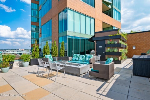 Tiny photo for 222 E Witherspoon St #806, Louisville, KY 40202 (MLS # 1728982)