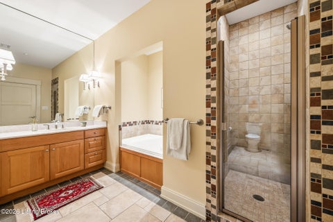 Tiny photo for 222 E Witherspoon St #806, Louisville, KY 40202 (MLS # 1728982)
